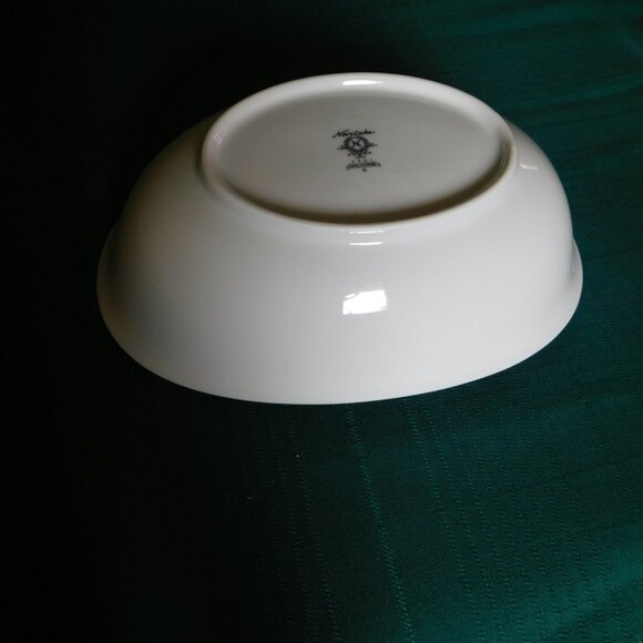 Noritake Malverne 3501 (1983) oval vegetable bowl near mint condition - Picture 4 of 5